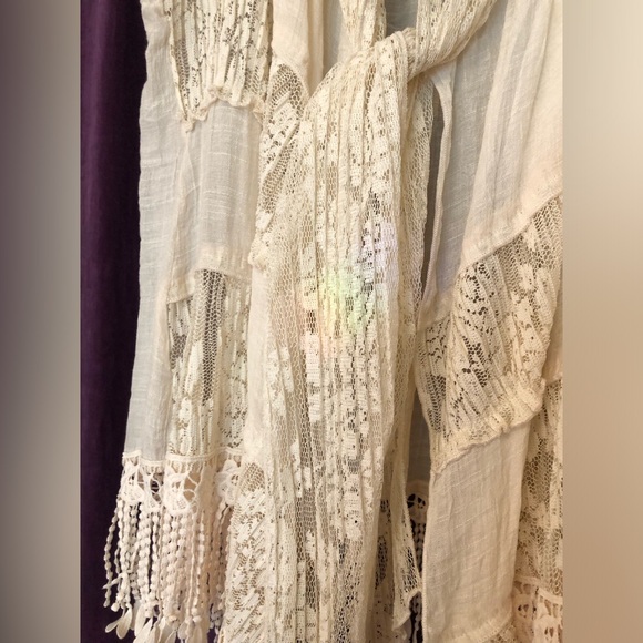 Pretty Angel Lace Accent Vest/Beach cover. - Picture 3 of 14